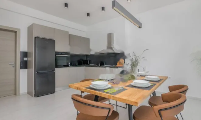 Недвижимость Семейный дом 269 м², нов.: 8