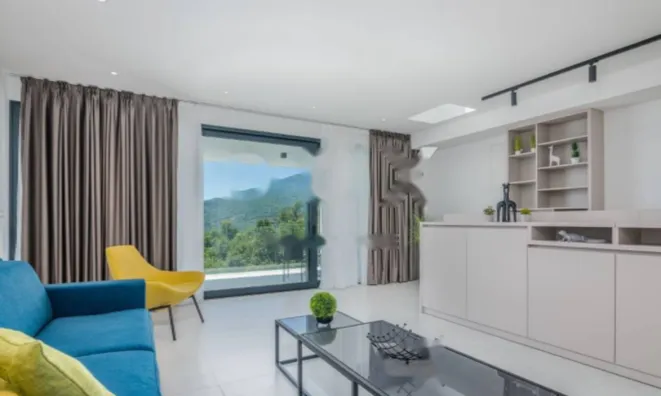 Недвижимость Семейный дом 269 м², нов.: 13