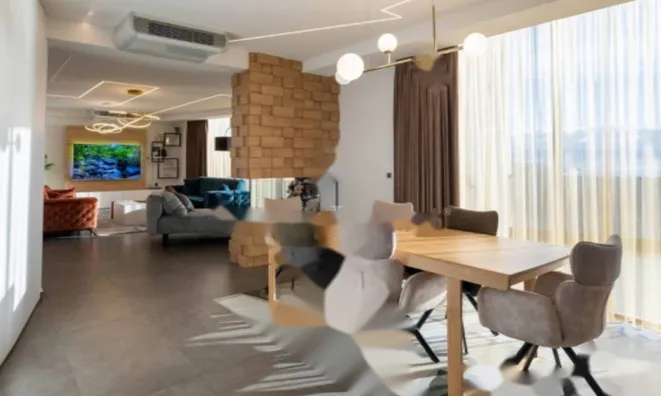 Недвижимость Четырёхкомнатная квартира Центр: 6