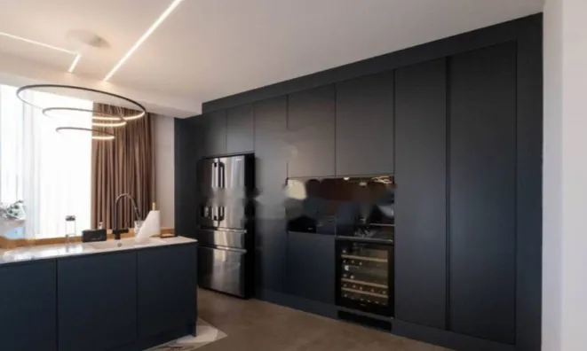 Недвижимость Четырёхкомнатная квартира Центр: 11