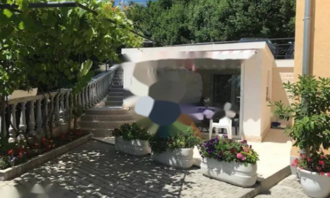 Недвижимость Двухкомнатная Квартира Ика: 2