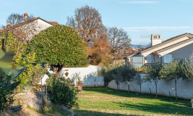 Недвижимость Семейный дом Побри: 4