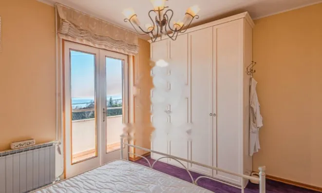 Недвижимость Семейный дом Побри: 14