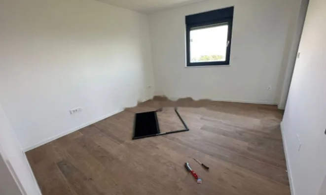 Недвижимость Четырехкомнатная квартира Ика: 3