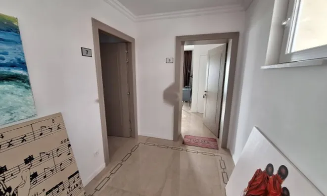 Недвижимость Трехкомнатная квартира в Добрече: 10