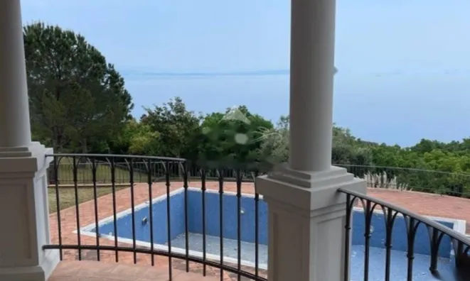 Недвижимость Семейный дом Побри, Опатия: 3