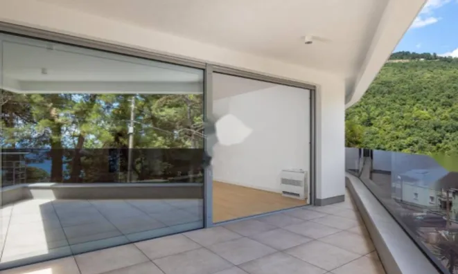 Недвижимость Трёхкомнатная квартира, Опатия: 2