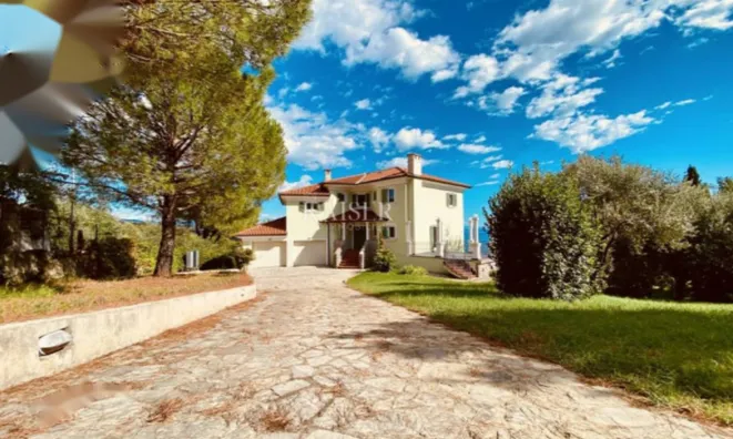 Недвижимость Семейный дом Побри, Опатия: 4