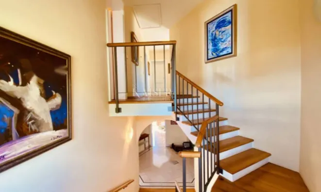 Недвижимость Семейный дом Побри, Опатия: 22