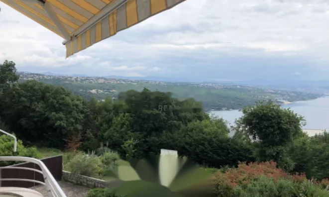 Недвижимость Четырехкомнатная квартира Побри: 4