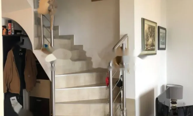 Недвижимость Четырехкомнатная квартира Побри: 8