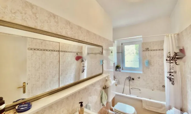 Недвижимость Четырехкомнатная квартира в Центре Опатии: 5