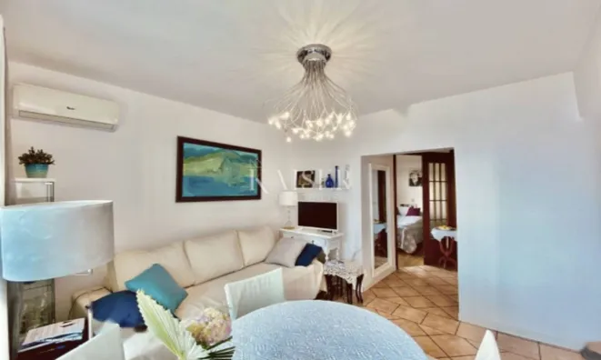 Недвижимость Четырехкомнатная квартира в Центре Опатии: 9