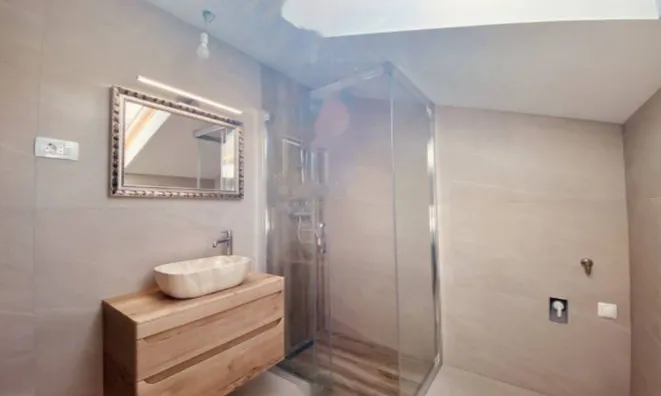 Недвижимость Трехкомнатная квартира в Опатии: 12