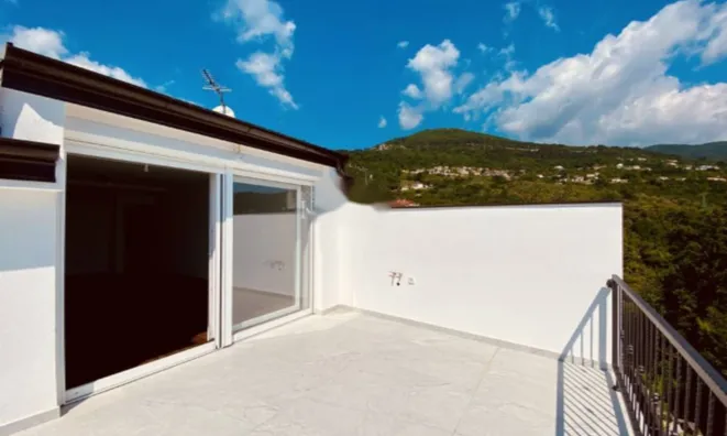 Недвижимость Трехкомнатная квартира в Опатии: 15