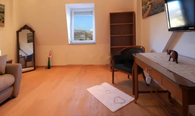 Недвижимость Четырехкомнатная квартира, Центр, Опатия: 13