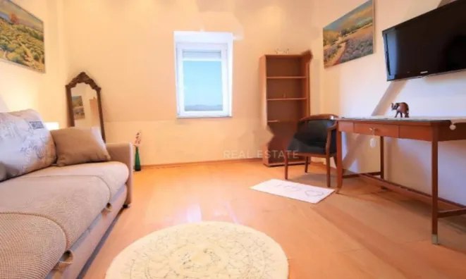 Недвижимость Четырехкомнатная квартира, Центр, Опатия: 16