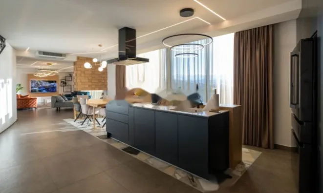 Недвижимость Четырехкомнатная квартира в центре Опатии: 3