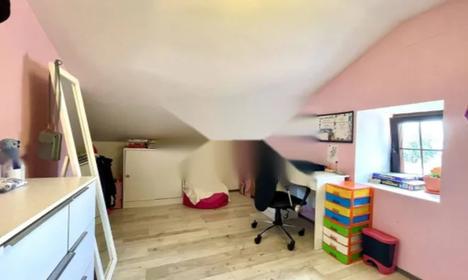 Недвижимость Трехкомнатная квартира Ика: 9