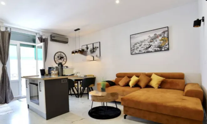 Недвижимость Двухкомнатная квартира в Опатии: 1