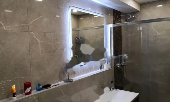 Недвижимость Двухкомнатная квартира в центре: 28