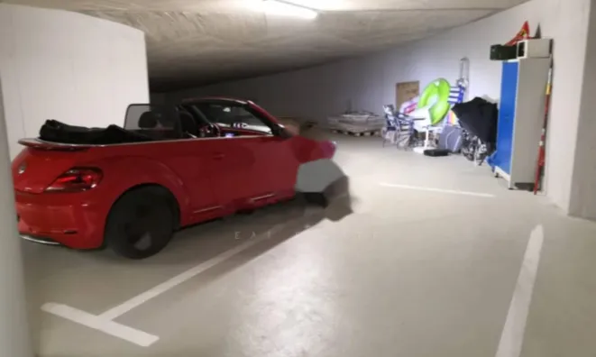 Недвижимость Двухкомнатная квартира в центре: 29