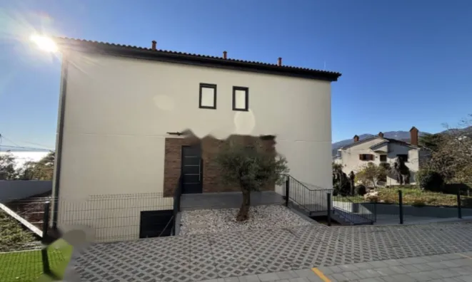 Недвижимость Четырёхкомнатная квартира Павловац: 2