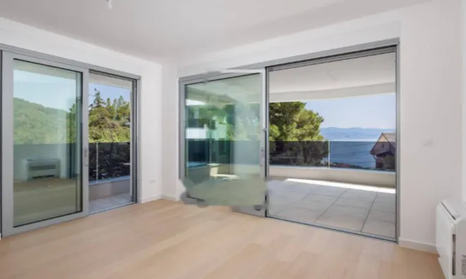 Недвижимость Трехкомнатная квартира в центре Oпатии: 4