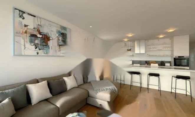 Недвижимость Трехкомнатная квартира Центр: 10