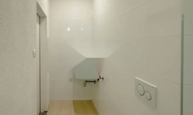 Недвижимость Трехкомнатная квартира Центр: 41