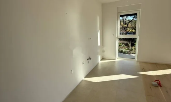 Недвижимость Четырёхкомнатная квартира Павловац: 14