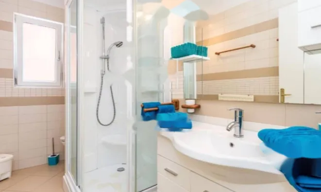 Недвижимость Четырехкомнатная квартира Центр: 10