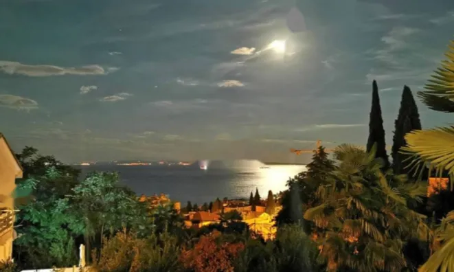 Недвижимость Четырехкомнатная квартира в центре Опатии: 10