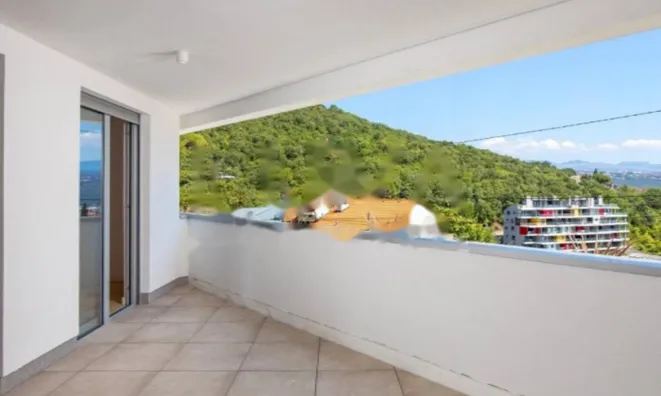 Недвижимость Двухкомнатная квартира Центр: 2