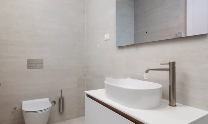 Недвижимость Двухкомнатная квартира Центр: 11