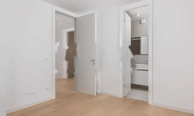 Недвижимость Двухкомнатная квартира Центр: 14