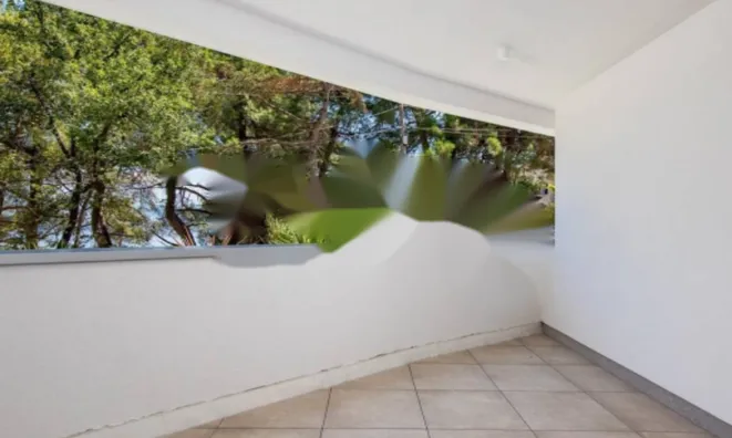 Недвижимость Двухкомнатная квартира Центр: 25