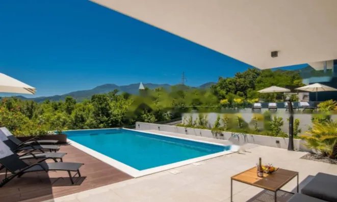 Недвижимость Многосемейный дом Вепринац: 18