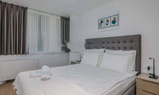 Недвижимость Многоквартирный дом Вепринац: 14