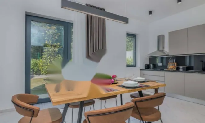 Недвижимость Многоквартирный дом Вепринац: 14