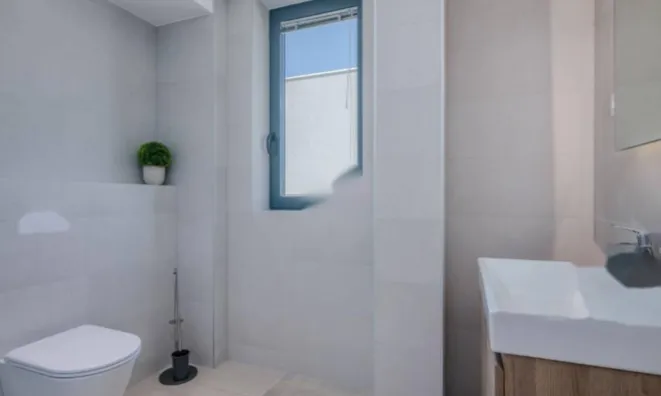 Недвижимость Многоквартирный дом Вепринац: 22