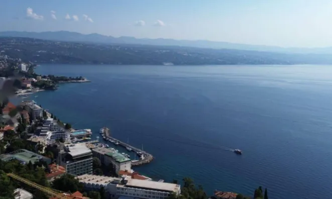 Недвижимость Четырехкомнатная квартира в Опатии: 4