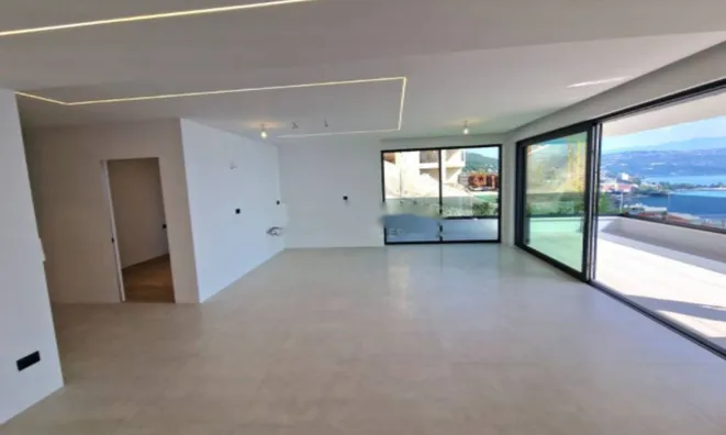 Недвижимость Четырехкомнатная квартира в Опатии: 24