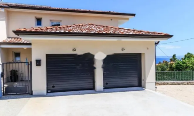 Недвижимость Семейный дом Ика, Опатия: 37