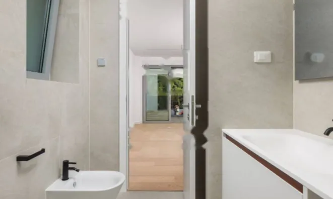 Недвижимость Трёхкомнатная квартира в центре: 15