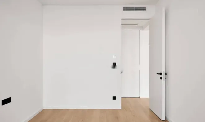 Недвижимость Четырехкомнатная квартира, центр, Опатия: 23