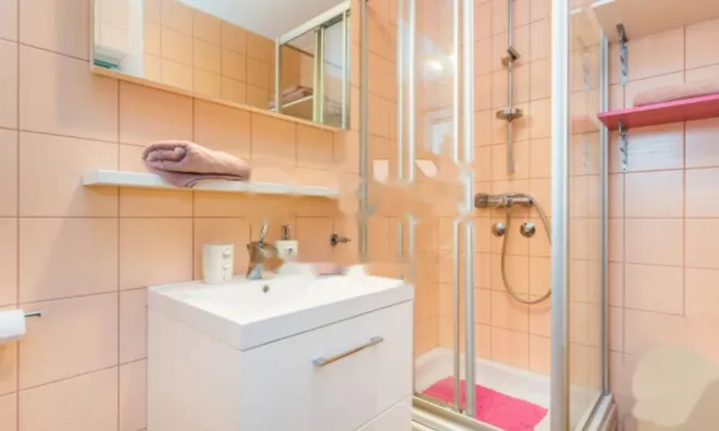 Недвижимость Четырехкомнатная квартира Центр: 25