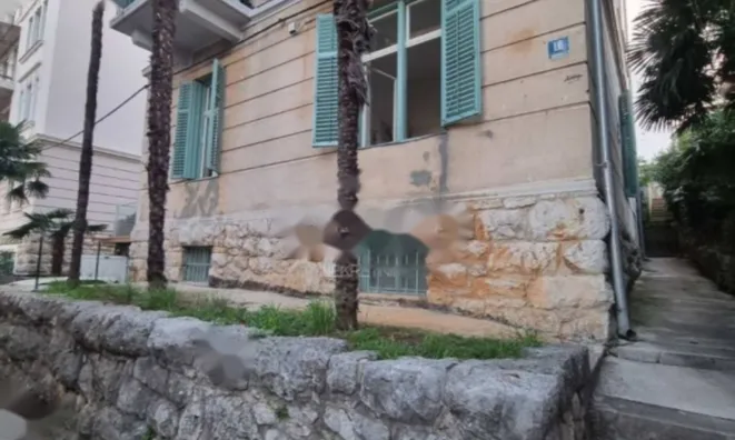 Недвижимость Трёхкомнатная квартира в Опатии: 19