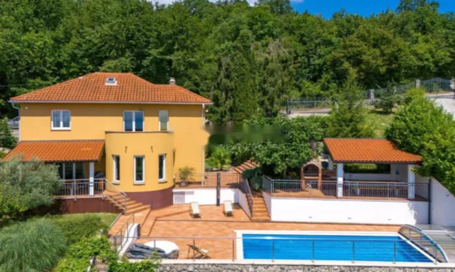 Недвижимость Семейный дом Вепринац: 1