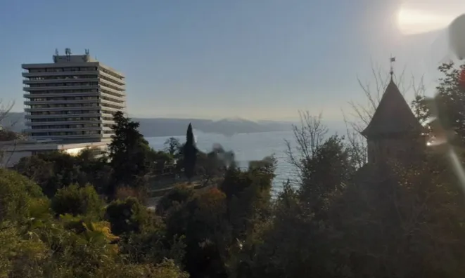 Недвижимость Трёхкомнатная квартира в центре Опатии: 2